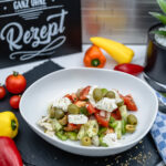 Griechischer Bauernsalat - Griechischer Salat mit Feta - leichter Griechischer Salat mit Feta für den Sommer und zum Grillen - Griechischer Salat mit Fetakäse - Sommersalat nach Balkan Art - Gesunde Ernährung
